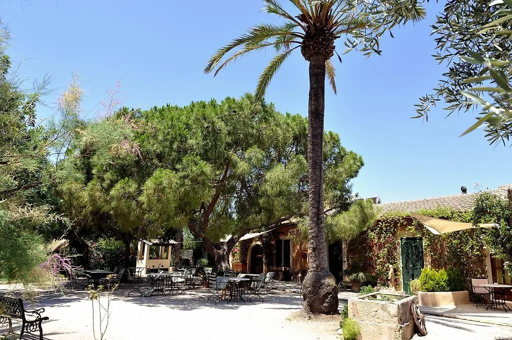 Petit Hotel Es Figueral Campos  3*, Campos (Mallorca)