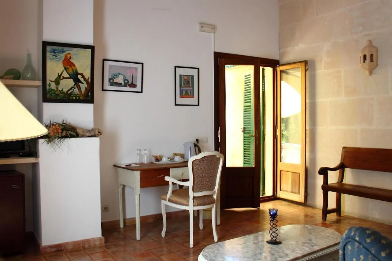 Petit Hotel Es Figueral Campos