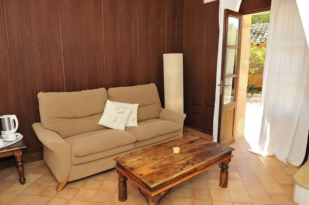 Petit Hotel Es Figueral Campos  3*, Campos (Mallorca)