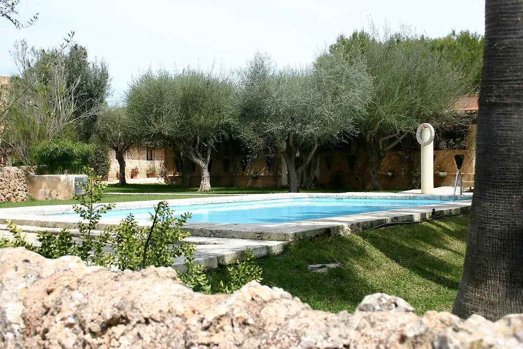 Petit Hotel Es Figueral Campos