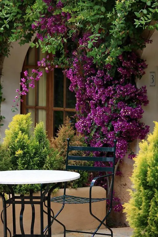 Petit Hotel Es Figueral Campos  3*, Campos (Mallorca)